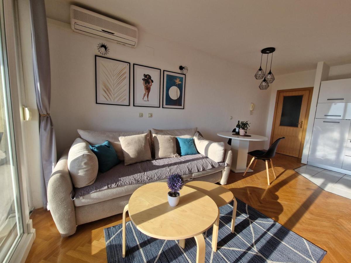 City Apartment Sanja Makarska Eksteriør billede
