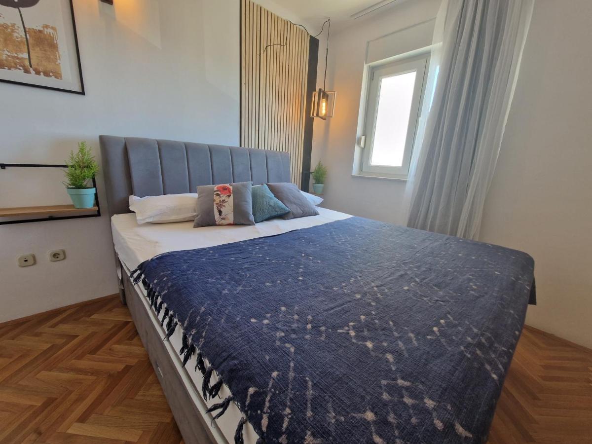 City Apartment Sanja Makarska Eksteriør billede