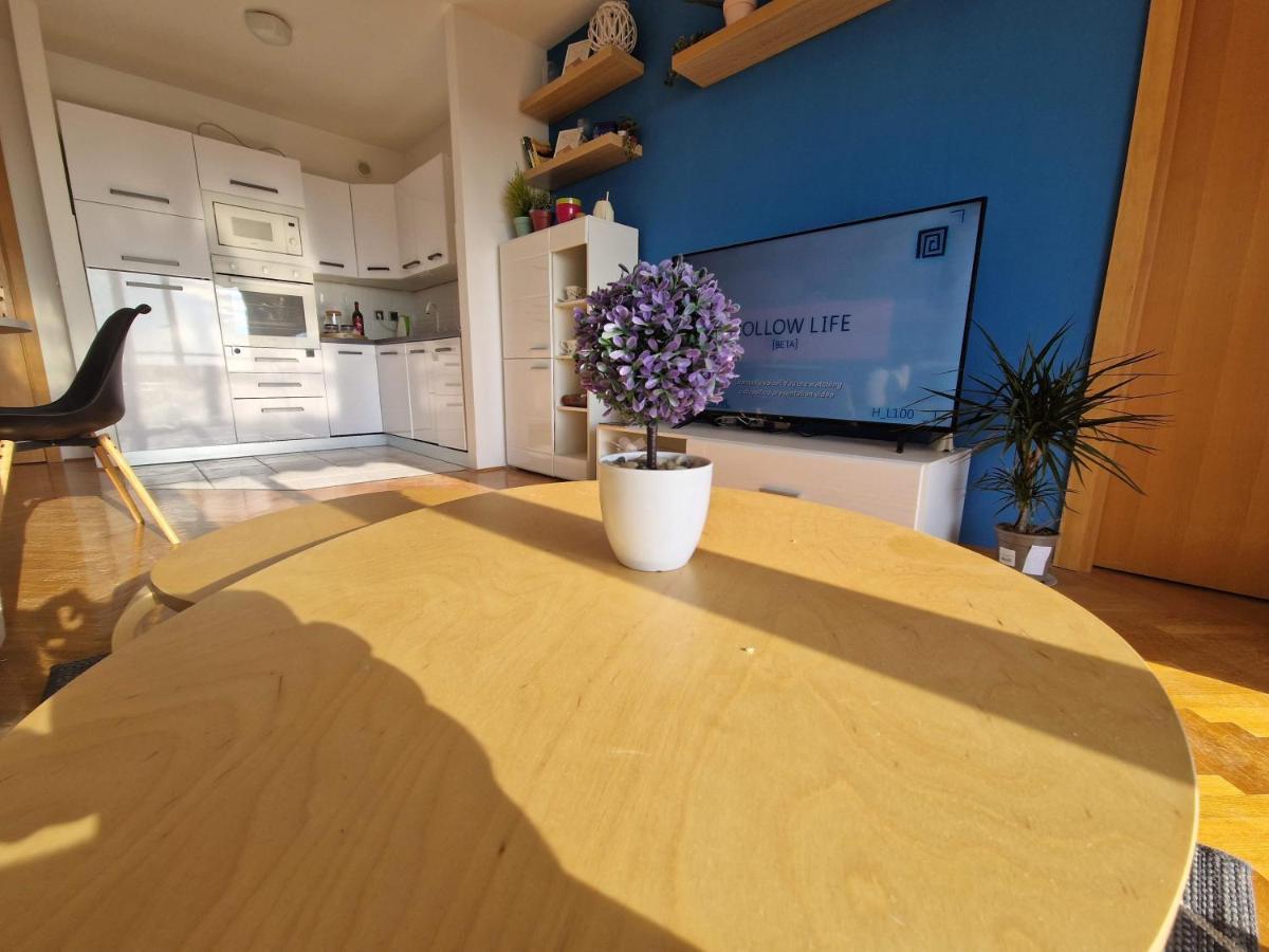City Apartment Sanja Makarska Eksteriør billede